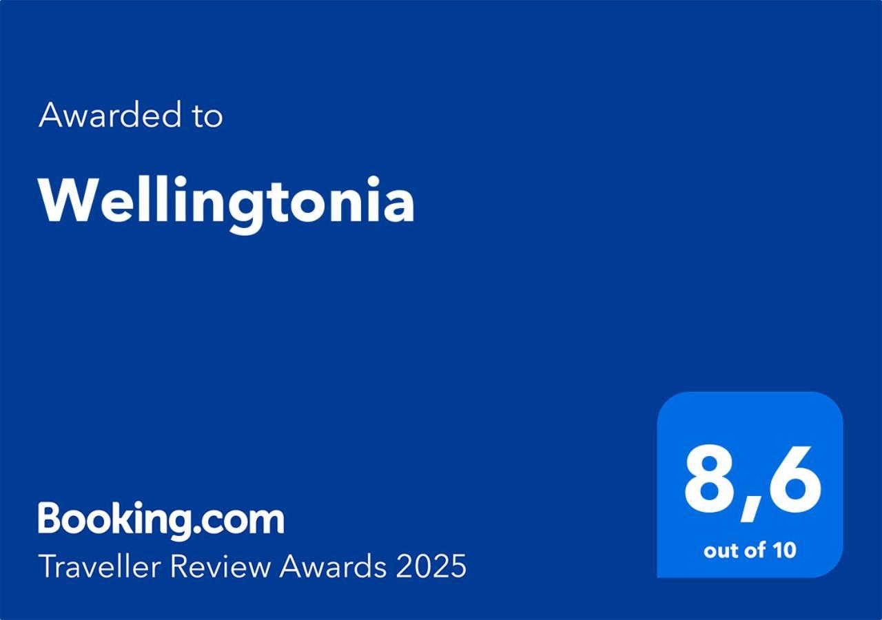 Wellingtonia Lejlighed Estepona Eksteriør billede